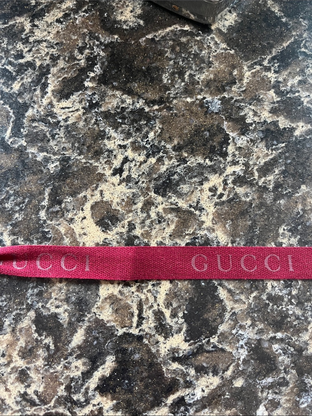 Gucci deep red GucciLogo Ribbon
Straight from Italy